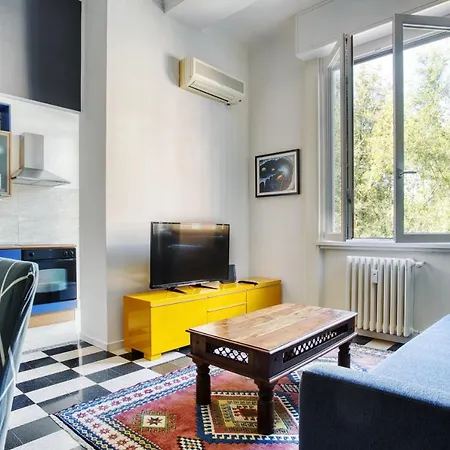 Joivy Stylish Flat In Porta Genova ميلان